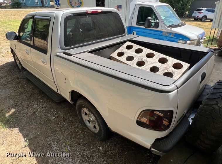 image for item JX9387 2001 Ford F150  SuperCrew pickup truck