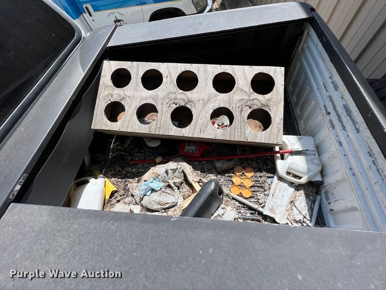 image for item JX9387 2001 Ford F150  SuperCrew pickup truck