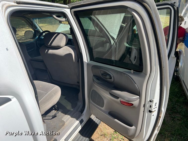 image for item JX9387 2001 Ford F150  SuperCrew pickup truck