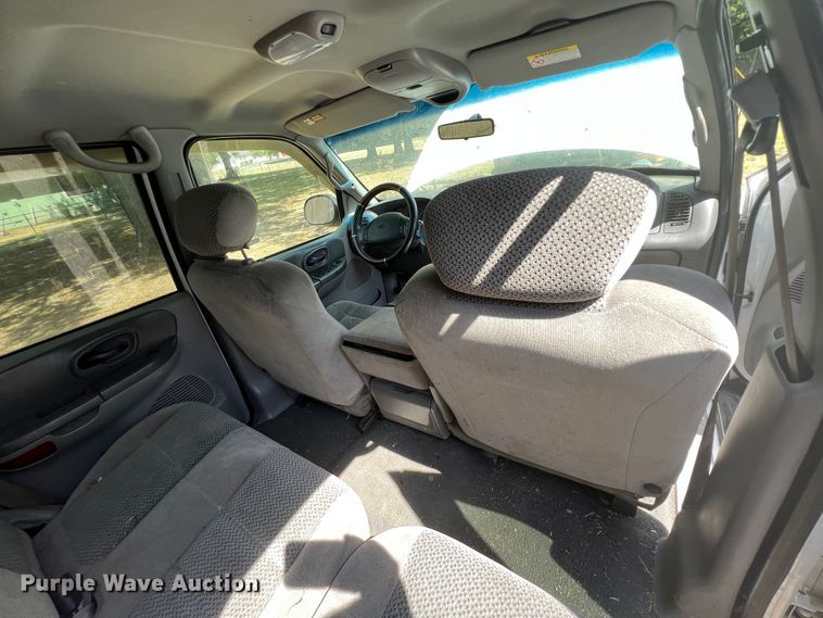 image for item JX9387 2001 Ford F150  SuperCrew pickup truck