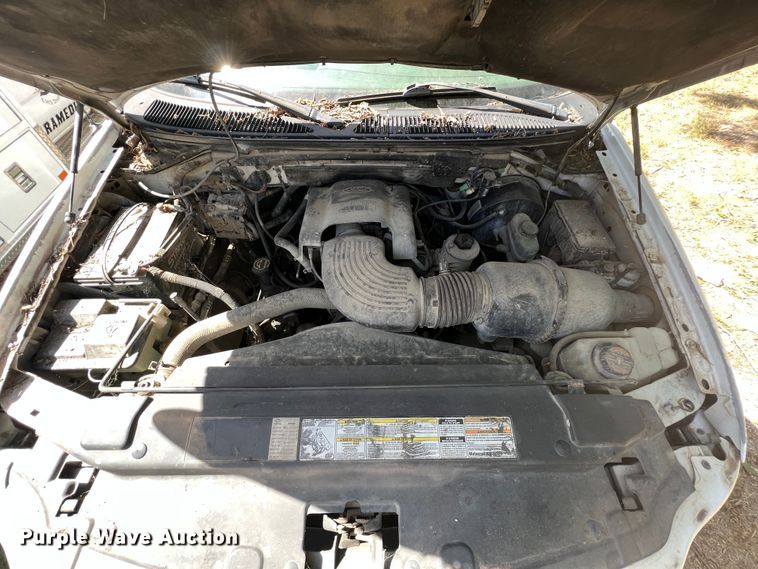 image for item JX9387 2001 Ford F150  SuperCrew pickup truck