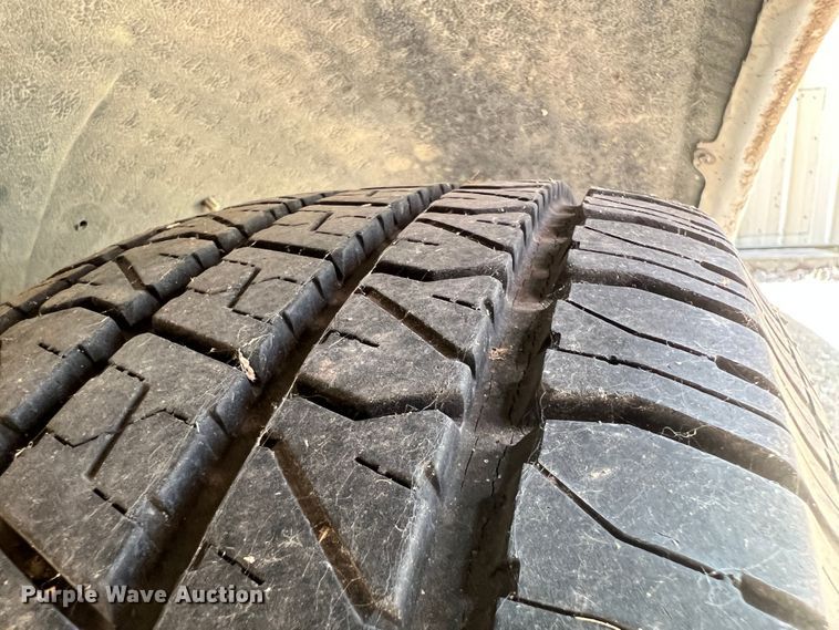 image for item JX9387 2001 Ford F150  SuperCrew pickup truck