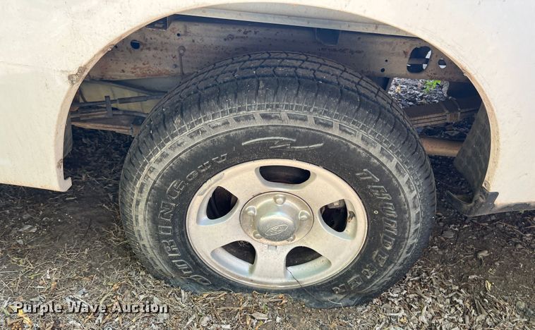 image for item JX9387 2001 Ford F150  SuperCrew pickup truck