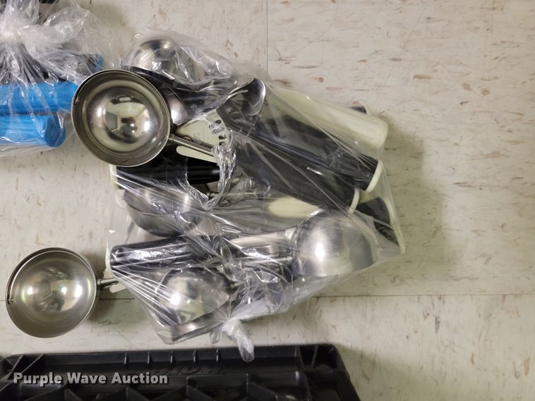 image for item KD9823 Approximately 45 serving scoops