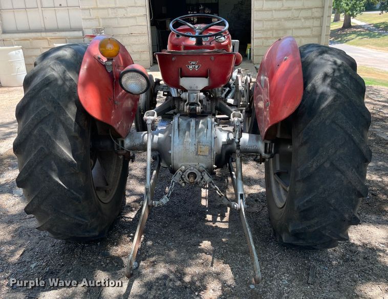 image for item KJ9746 1967 Massey Ferguson 135 tractor