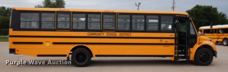 image for item KP9512 2007 Thomas Built B2  school bus