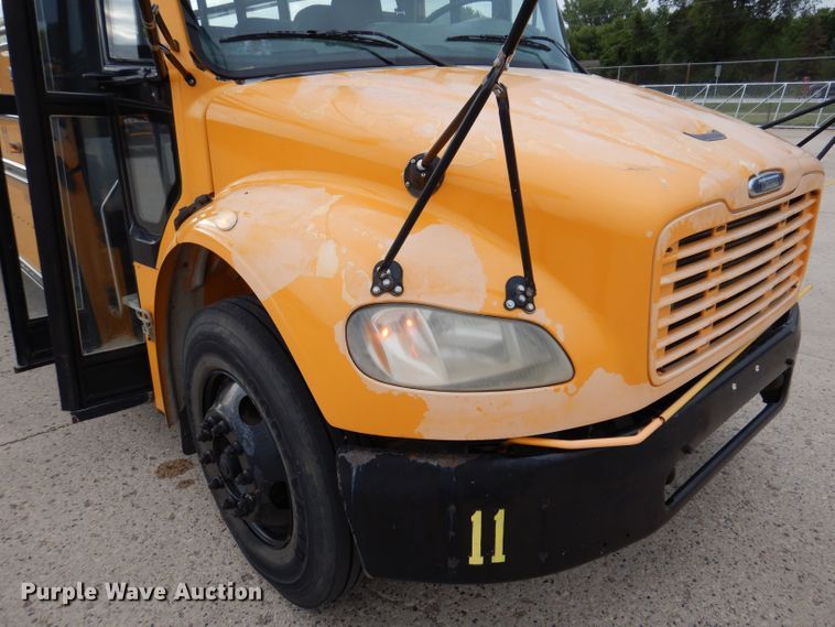 image for item KP9512 2007 Thomas Built B2  school bus