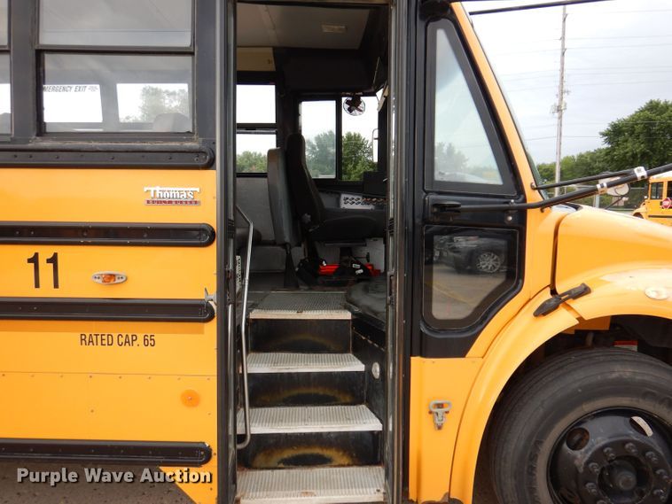 image for item KP9512 2007 Thomas Built B2  school bus