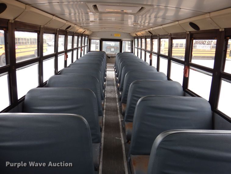 image for item KP9512 2007 Thomas Built B2  school bus