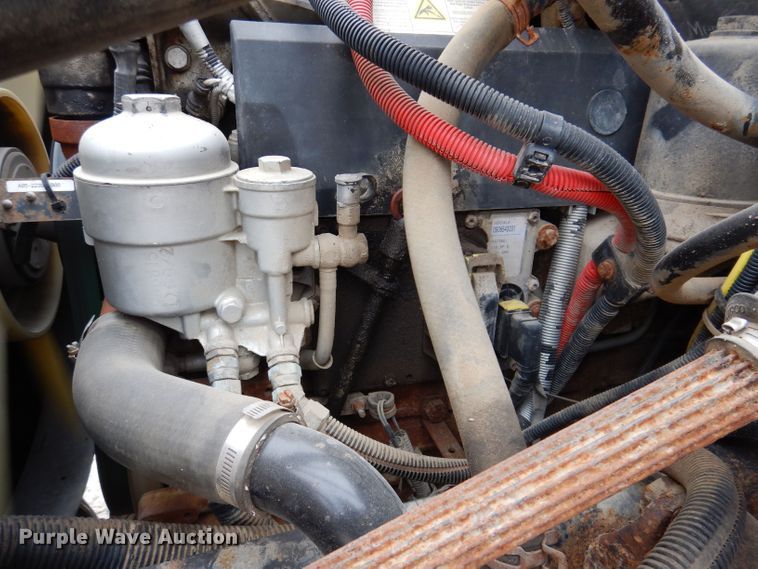 image for item KP9512 2007 Thomas Built B2  school bus