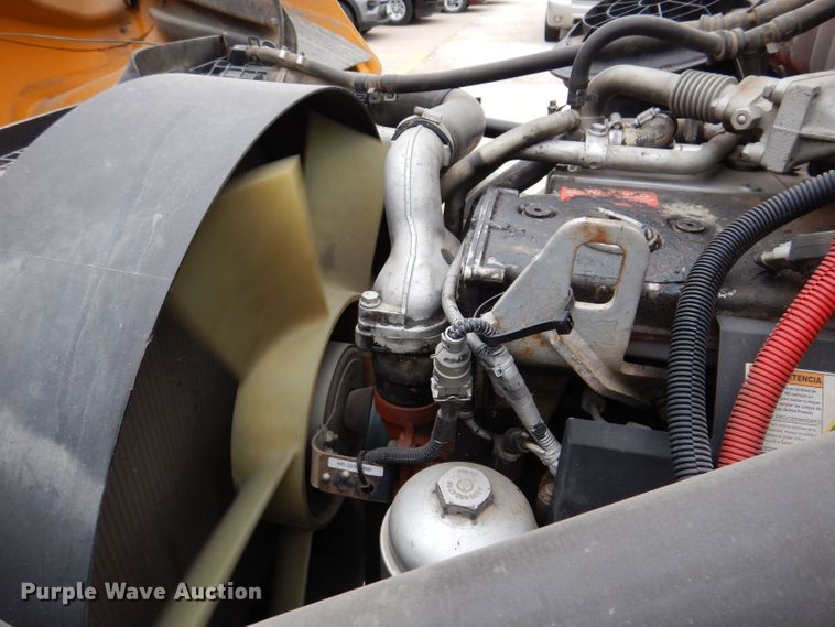 image for item KP9512 2007 Thomas Built B2  school bus