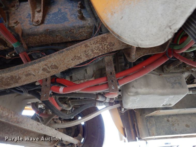 image for item KP9512 2007 Thomas Built B2  school bus