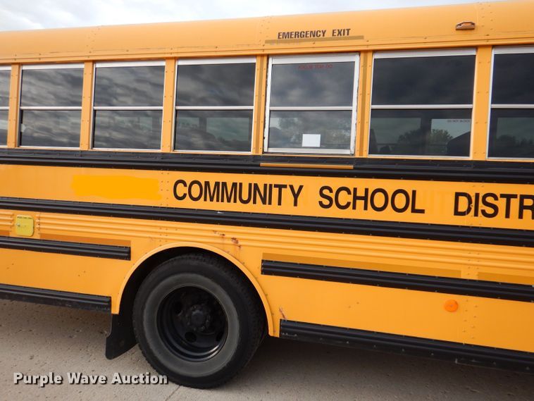 image for item KP9513 2007 Thomas Built Saf-T-Liner MVP EF  school bus