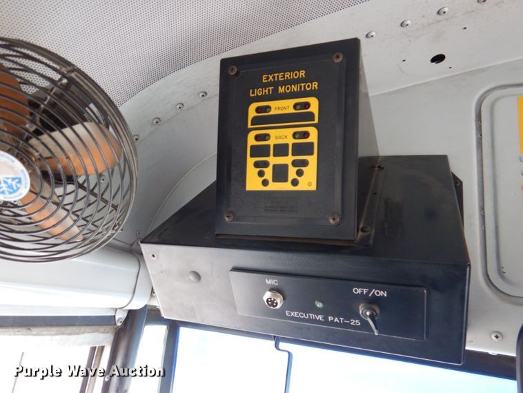 image for item KP9513 2007 Thomas Built Saf-T-Liner MVP EF  school bus