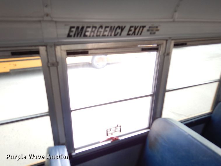 image for item KP9513 2007 Thomas Built Saf-T-Liner MVP EF  school bus