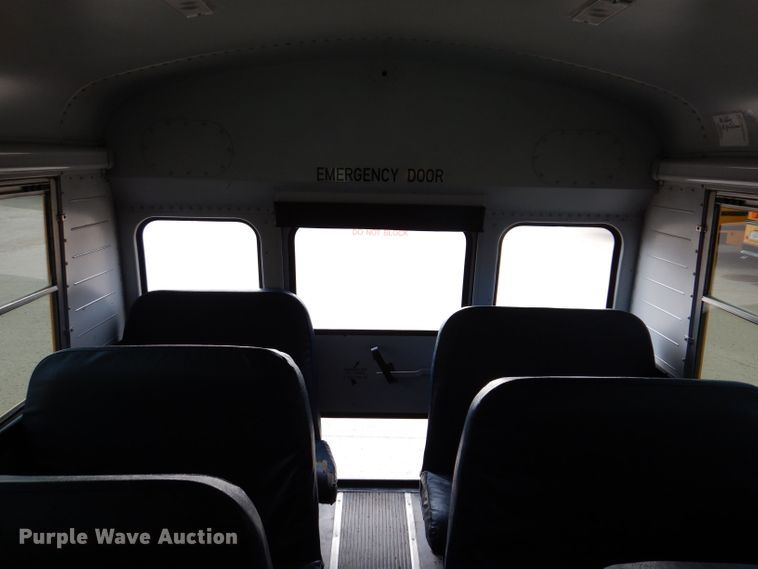 image for item KP9513 2007 Thomas Built Saf-T-Liner MVP EF  school bus