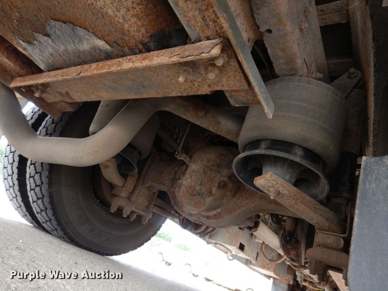 image for item KP9513 2007 Thomas Built Saf-T-Liner MVP EF  school bus