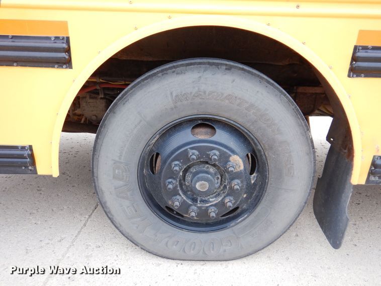 image for item KP9513 2007 Thomas Built Saf-T-Liner MVP EF  school bus