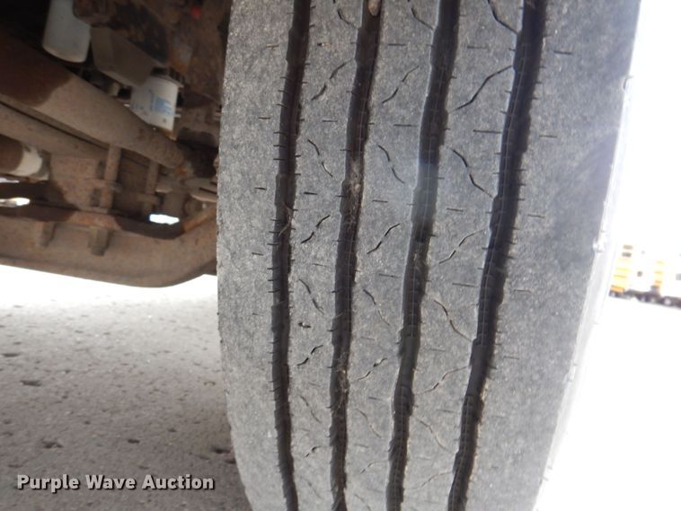 image for item KP9513 2007 Thomas Built Saf-T-Liner MVP EF  school bus