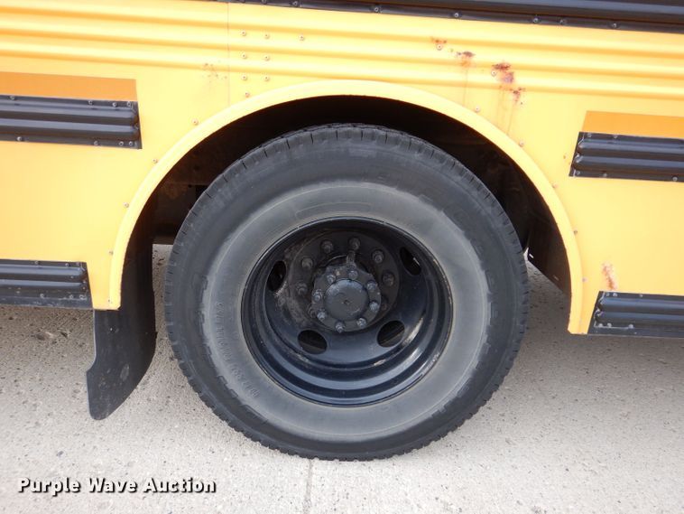 image for item KP9513 2007 Thomas Built Saf-T-Liner MVP EF  school bus