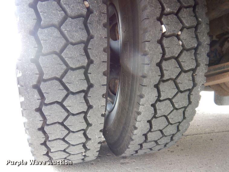 image for item KP9513 2007 Thomas Built Saf-T-Liner MVP EF  school bus