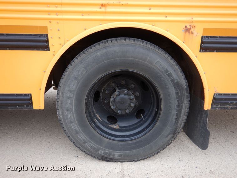 image for item KP9513 2007 Thomas Built Saf-T-Liner MVP EF  school bus