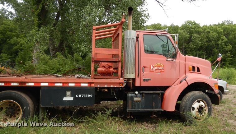 image for item KS9795 2001 Sterling L9500  winch truck