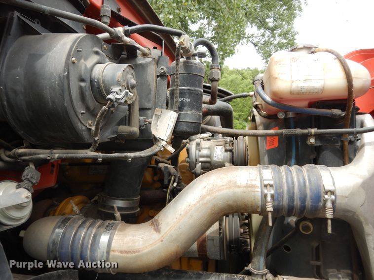 image for item KS9795 2001 Sterling L9500  winch truck