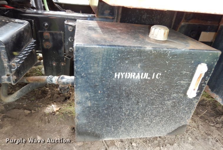 image for item KS9795 2001 Sterling L9500  winch truck