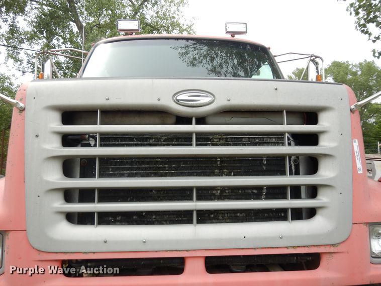 image for item KS9795 2001 Sterling L9500  winch truck