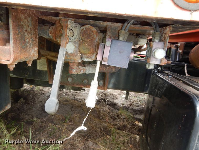 image for item KS9795 2001 Sterling L9500  winch truck