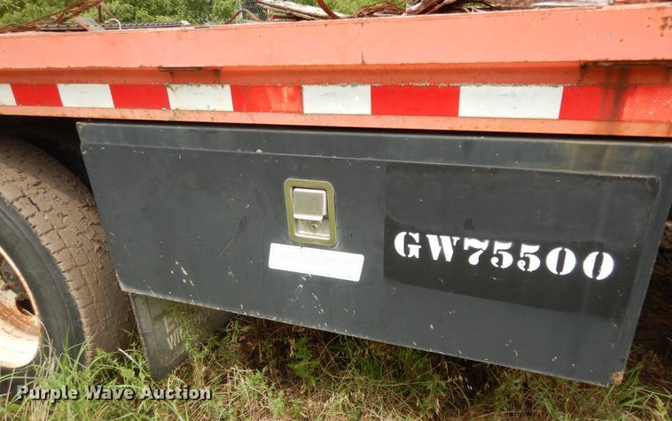 image for item KS9795 2001 Sterling L9500  winch truck