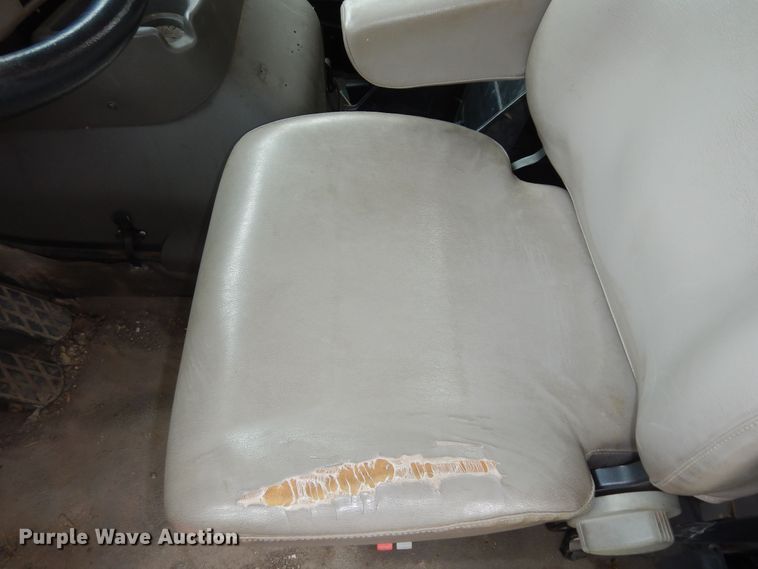 image for item KS9795 2001 Sterling L9500  winch truck