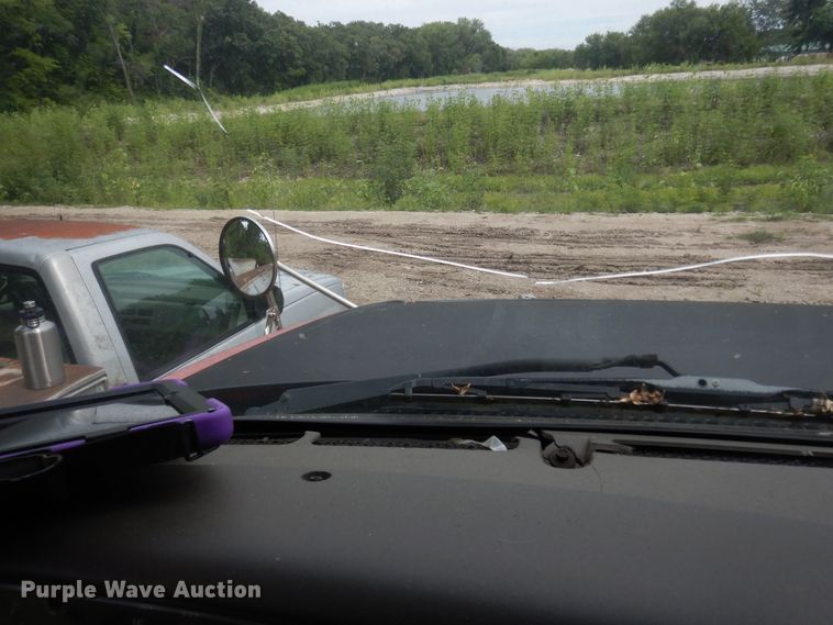 image for item KS9795 2001 Sterling L9500  winch truck