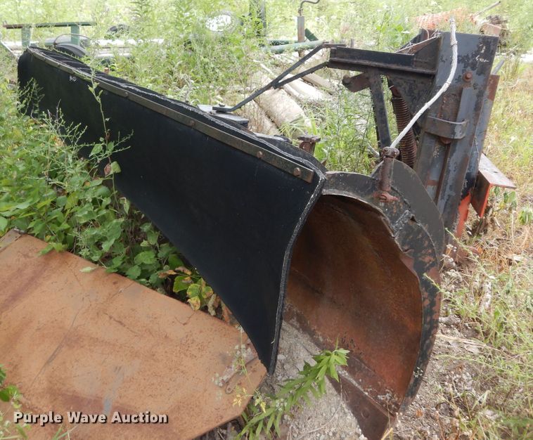 image for item KS9795 2001 Sterling L9500  winch truck