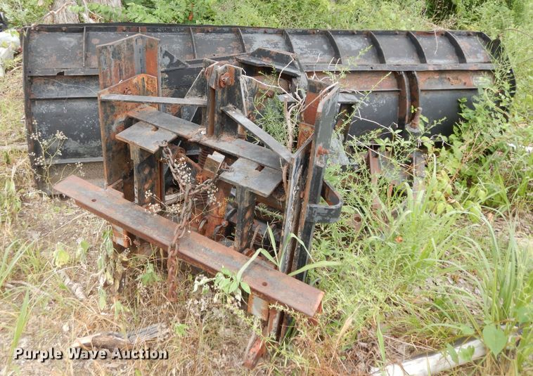 image for item KS9795 2001 Sterling L9500  winch truck