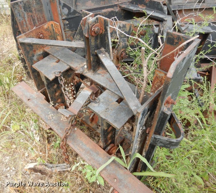 image for item KS9795 2001 Sterling L9500  winch truck