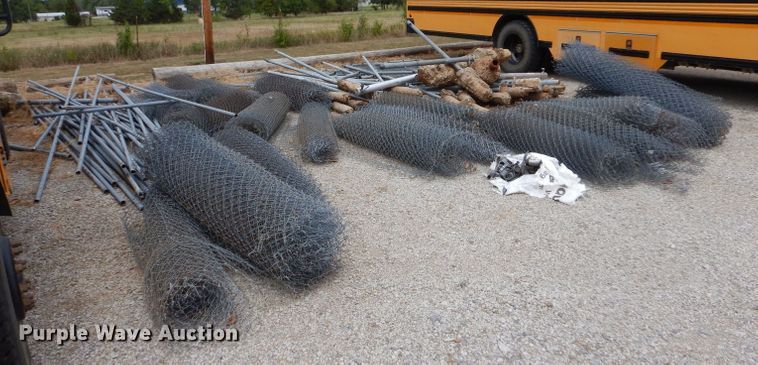 image for item LB9784 Chain link fence