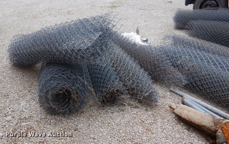 image for item LB9784 Chain link fence