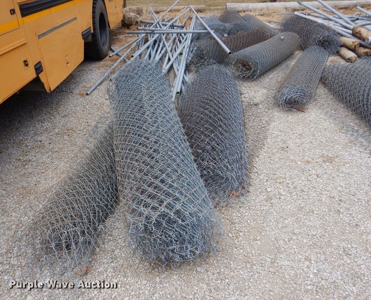 image for item LB9784 Chain link fence