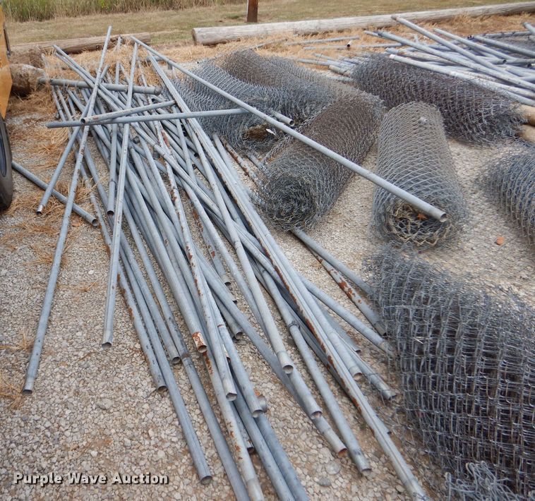 image for item LB9784 Chain link fence