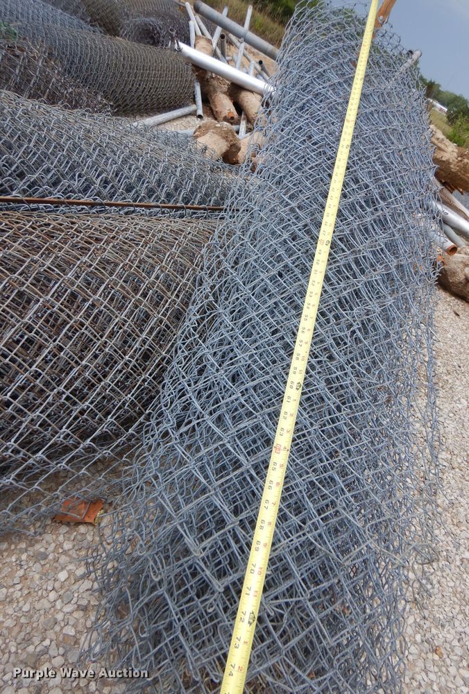image for item LB9784 Chain link fence