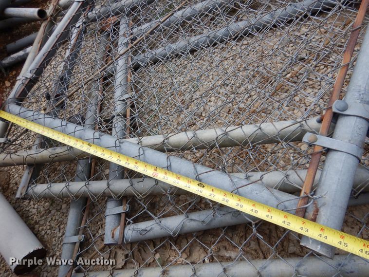 image for item LB9784 Chain link fence