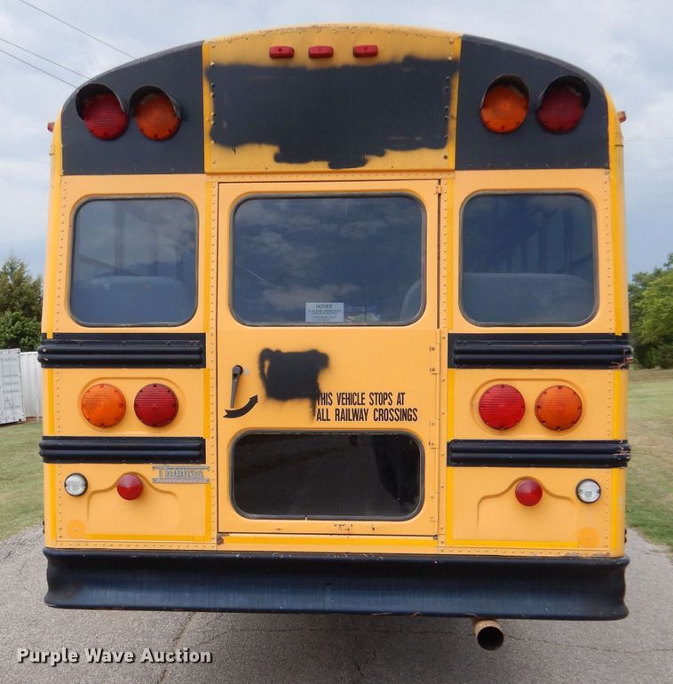 image for item LB9785 1997 International 3800  school bus