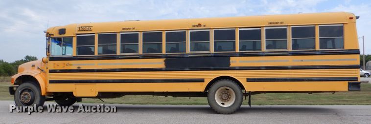 image for item LB9785 1997 International 3800  school bus