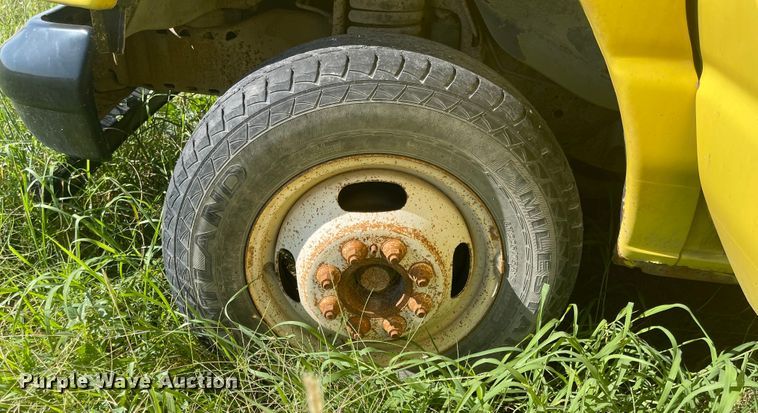 image for item LF9258 1998 Ford Econoline E350  box truck