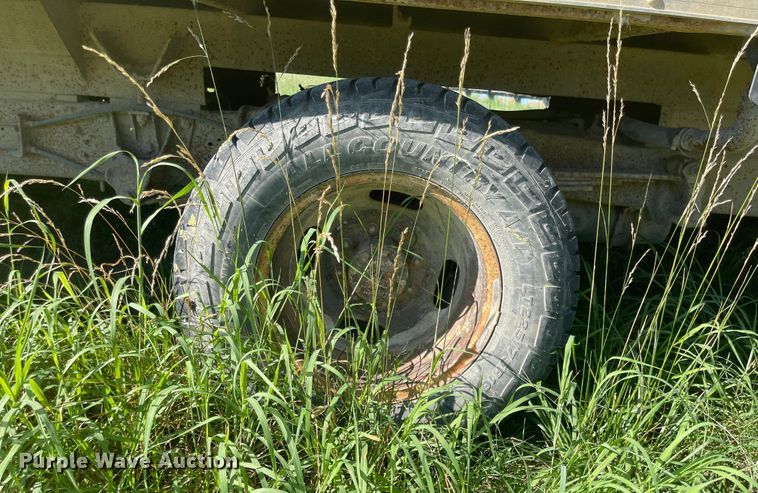 image for item LF9258 1998 Ford Econoline E350  box truck