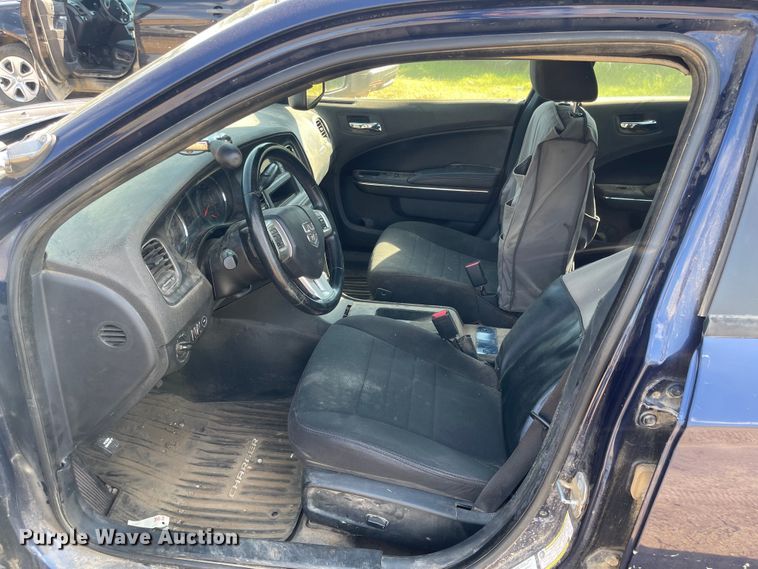 image for item LF9262 2014 Dodge Charger Police