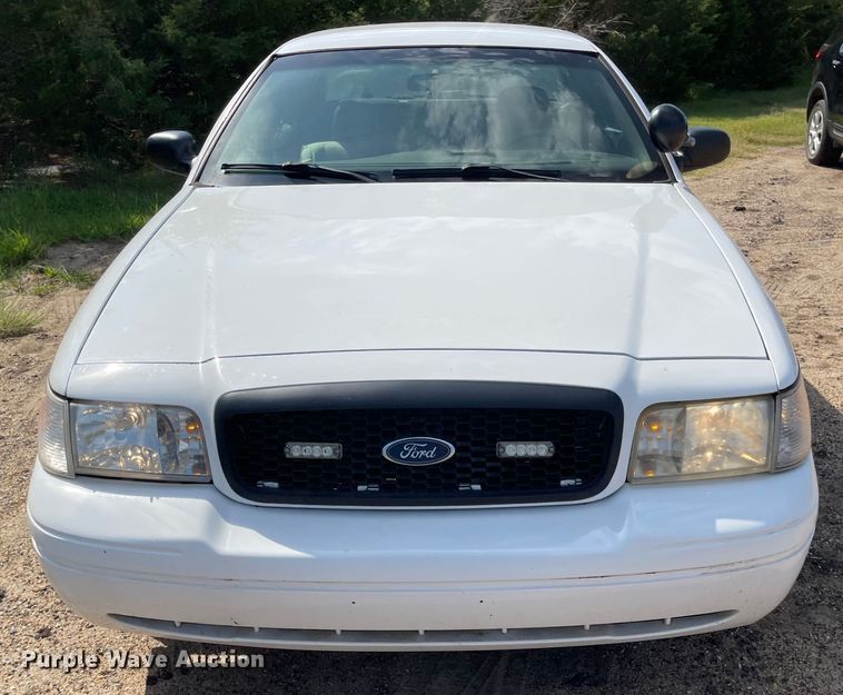 image for item LF9264 2010 Ford Crown Victoria Police Interceptor