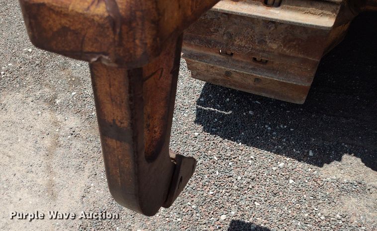 image for item LK9019 1984 Caterpillar D6D  dozer